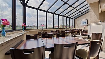 Best Western London Airport Inn & Suites