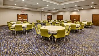 Holiday Inn Express Louisville Airport Expo Center by IHG