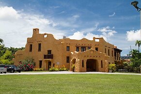 Clarion Inn & Suites Miami International Airport