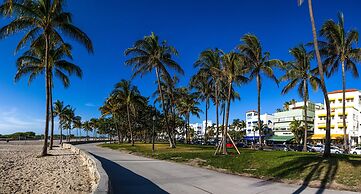 Clarion Inn & Suites Miami International Airport