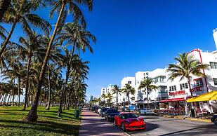 Clarion Inn & Suites Miami International Airport