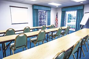 La Quinta Inn by Wyndham Moline Airport