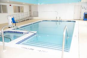 Howard Johnson Hotel & Suites by Wyndham Allentown/Dorney