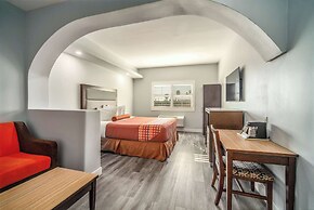 Rodeway Inn & Suites Pasadena