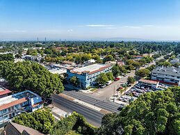 Rodeway Inn & Suites Pasadena