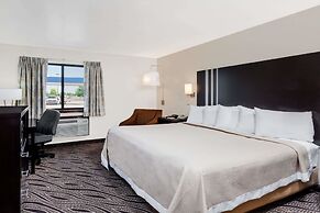 Days Inn by Wyndham Dyersburg