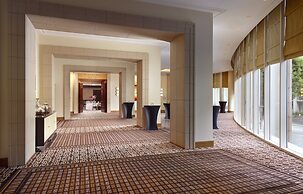 Omni Los Angeles Hotel at California Plaza