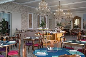 Palace Hotel