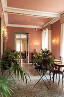 Palace Hotel