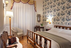 Palace Hotel