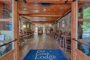 Old Creek Lodge