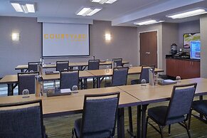 Courtyard by Marriott Indianapolis Castleton