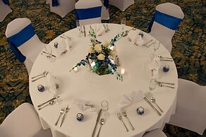 Crowne Plaza Suites Pittsburgh South by IHG