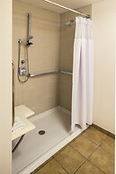 Crowne Plaza Suites Pittsburgh South by IHG