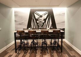 Crowne Plaza Suites Pittsburgh South by IHG