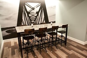 Crowne Plaza Suites Pittsburgh South by IHG