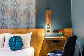 Hotel Glasgow Monceau Paris by Patrick Hayat