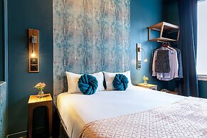 Hotel Glasgow Monceau Paris by Patrick Hayat