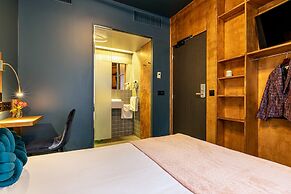 Hotel Glasgow Monceau Paris by Patrick Hayat