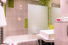 Hotel Glasgow Monceau Paris by Patrick Hayat