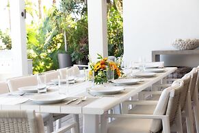 Grace Bay Club