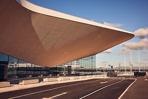 Holiday Inn Helsinki - Vantaa Airport by IHG