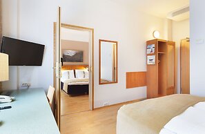 Holiday Inn Helsinki - Vantaa Airport by IHG