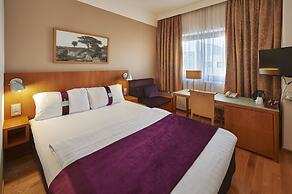 Holiday Inn Helsinki - Vantaa Airport by IHG