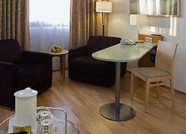 Holiday Inn Helsinki - Vantaa Airport by IHG