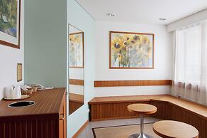 Holiday Inn Helsinki - Vantaa Airport by IHG