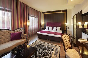 Holiday Inn Helsinki - Vantaa Airport by IHG