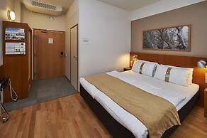 Holiday Inn Helsinki - Vantaa Airport by IHG