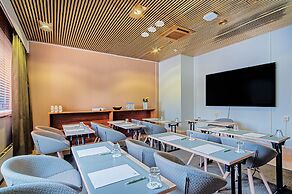Holiday Inn Helsinki - Vantaa Airport by IHG