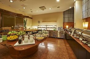 Holiday Inn Helsinki - Vantaa Airport by IHG