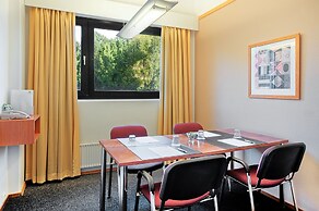 Holiday Inn Helsinki - Vantaa Airport by IHG
