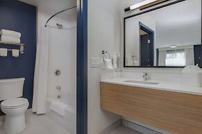 Spark by Hilton Santa Nella on I-5