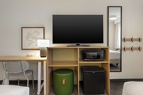 Spark by Hilton Santa Nella on I-5