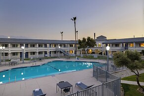 Spark by Hilton Santa Nella on I-5