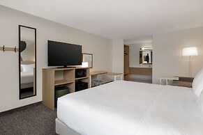 Spark by Hilton Santa Nella on I-5