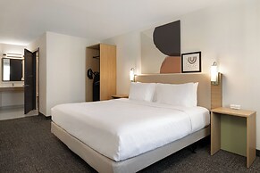 Spark by Hilton Santa Nella on I-5