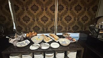Cambridge Suites Toronto