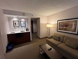 Cambridge Suites Toronto