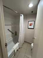 Cambridge Suites Toronto