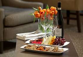 Cambridge Suites Toronto