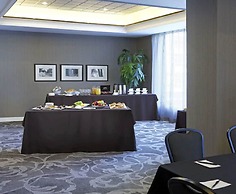 Cambridge Suites Toronto