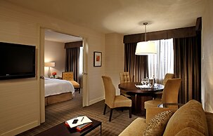 Cambridge Suites Toronto