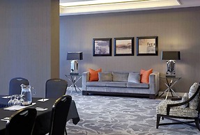 Cambridge Suites Toronto