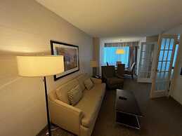 Cambridge Suites Toronto