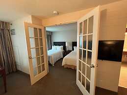 Cambridge Suites Toronto