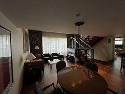 Cambridge Suites Toronto